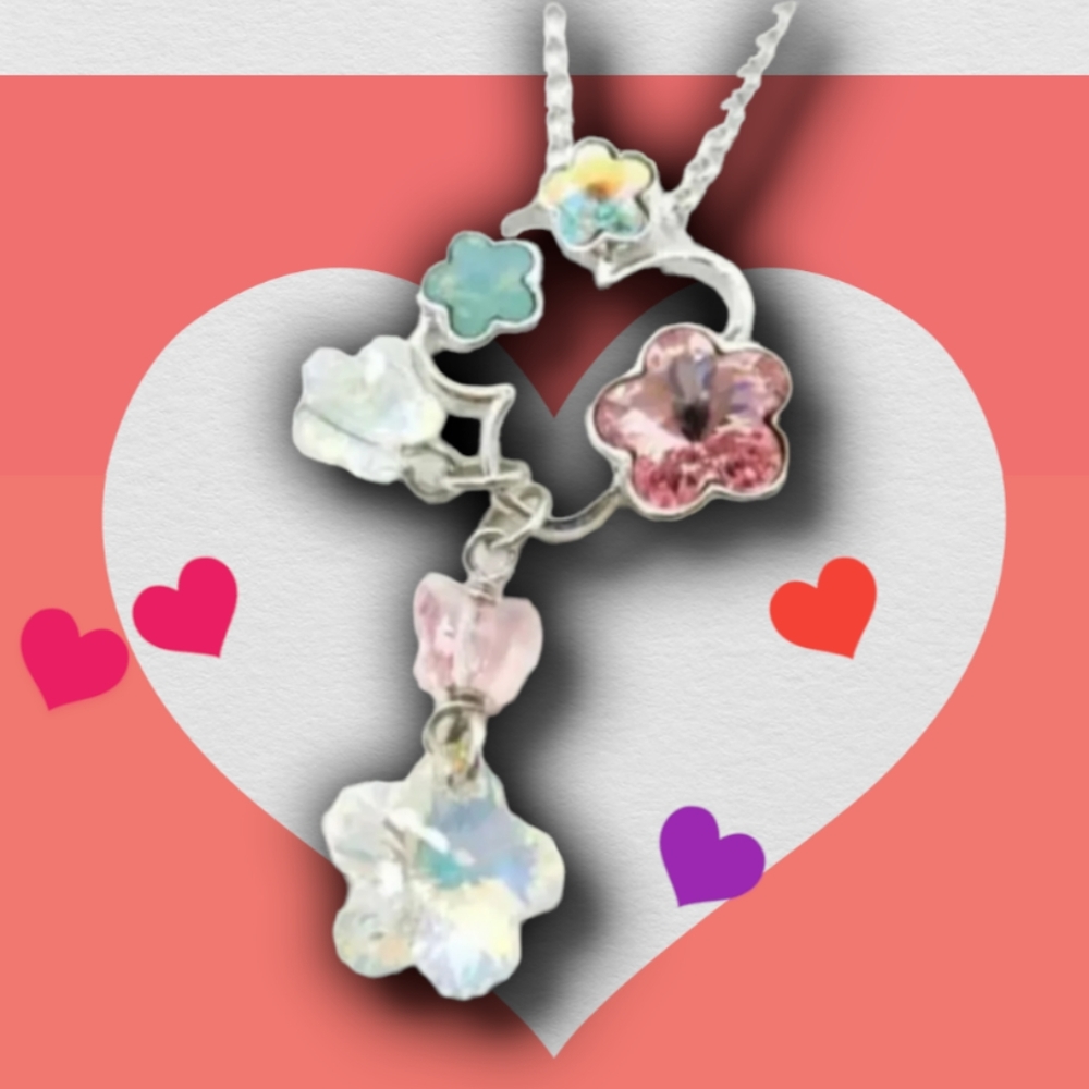 💘Swarovski sweet blossom Necklace